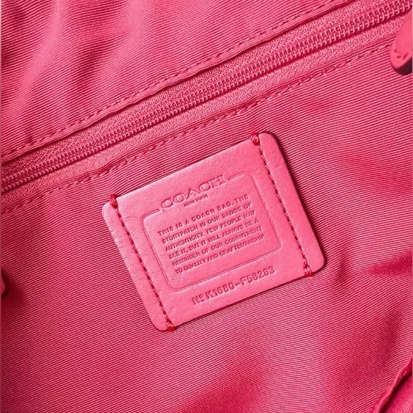 Kelsey Satchel Signature Canvas Tote Brand New Without Tags - Picture 5 of 7